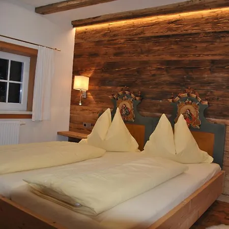 Plaik-haeusl Holiday home Annaberg im Lammertal